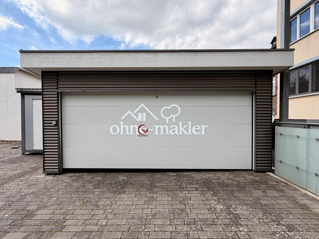Doppelgarage unterkellert 