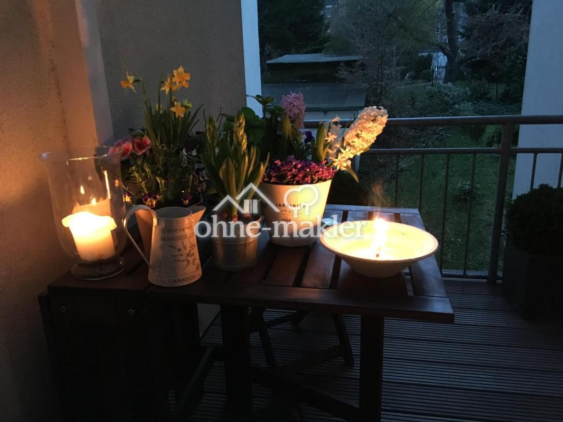 Balkon m. Steckdosen und Licht