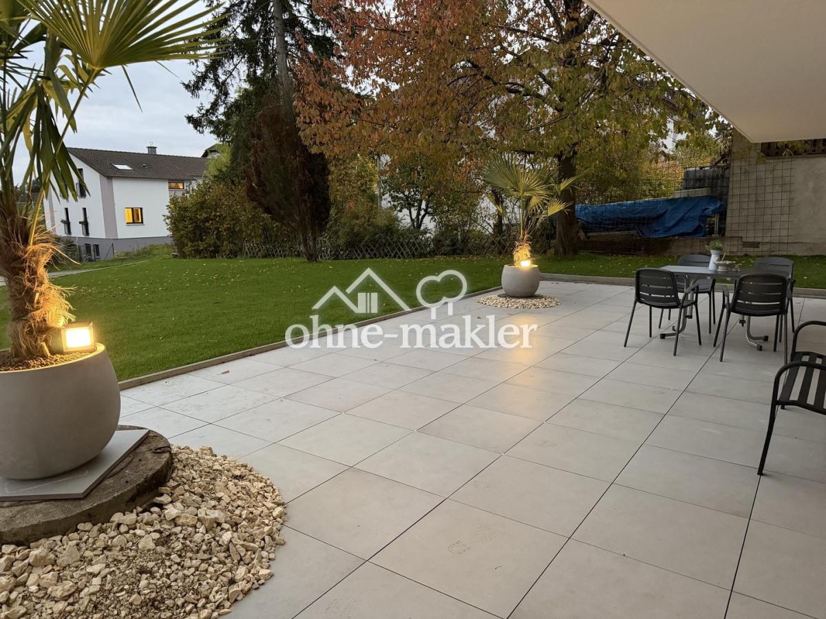 Möblierte Terrasse