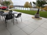 Terrasse mit Gartenblick