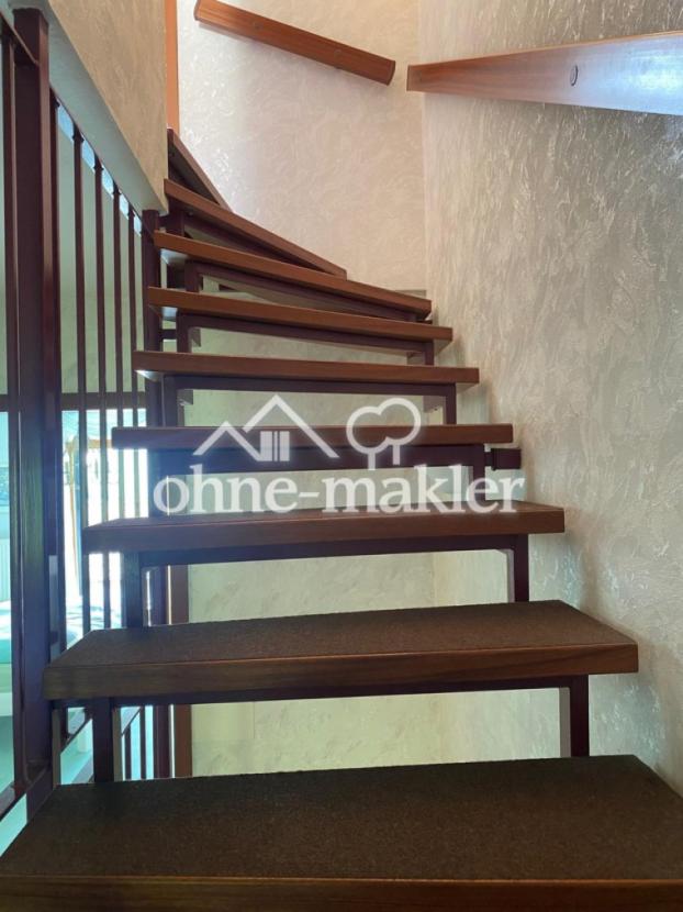 Treppe zum DG