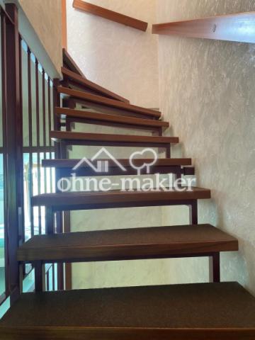 Treppe zum DG