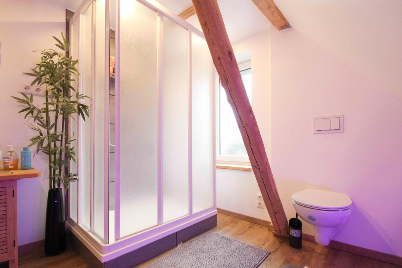 Badezimmer 1.OG