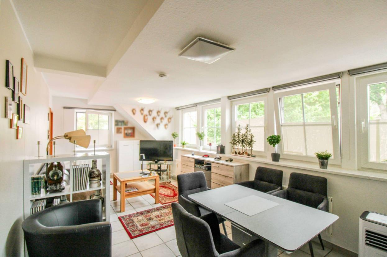 Wohnzimmer Mehrfamilienhaus