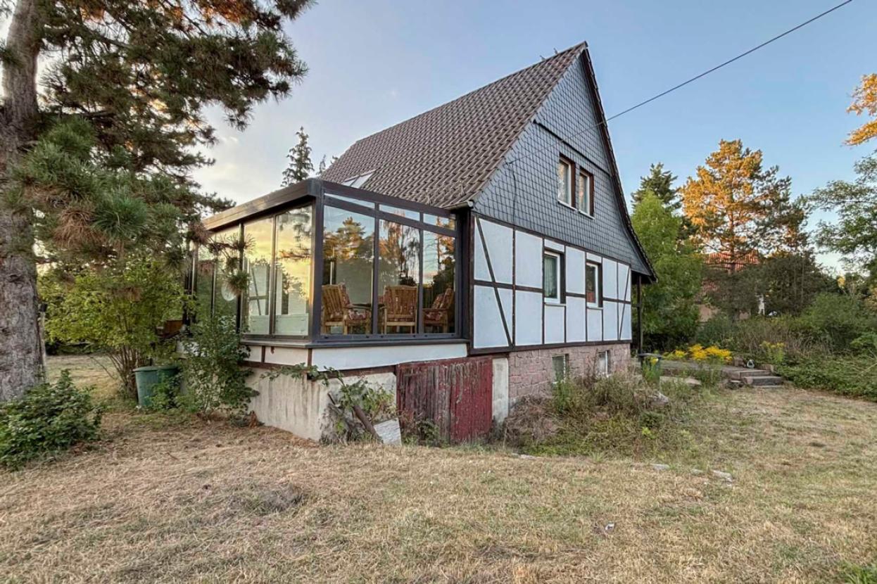 Hausansicht Seite
