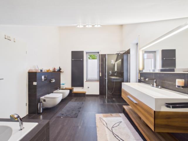 Haupt-Badezimmer