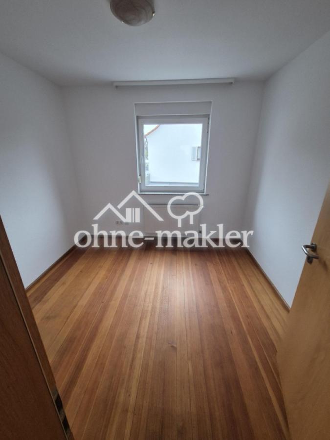 Zimmer 1 OG