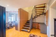 mmobilie in Leipzig/Lindenau zu verkaufen_Rosenberg Immobilien_4-Raum_Treppe