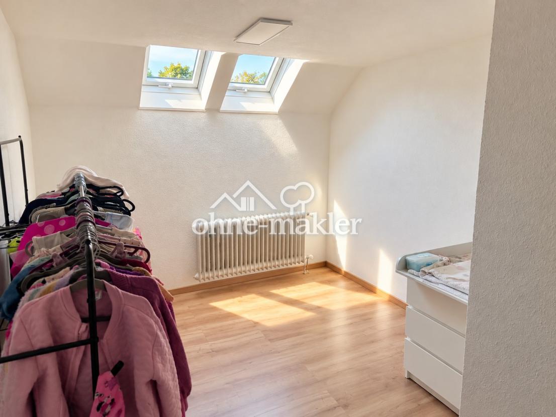 Büro / Kinderzimmer etc.