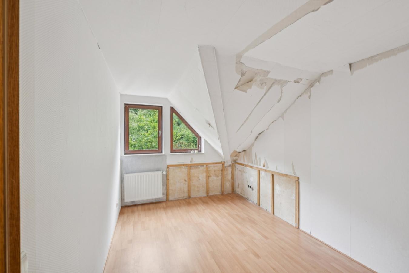 Schlafzimmer 1 DG