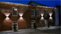 Fassade bei Nacht