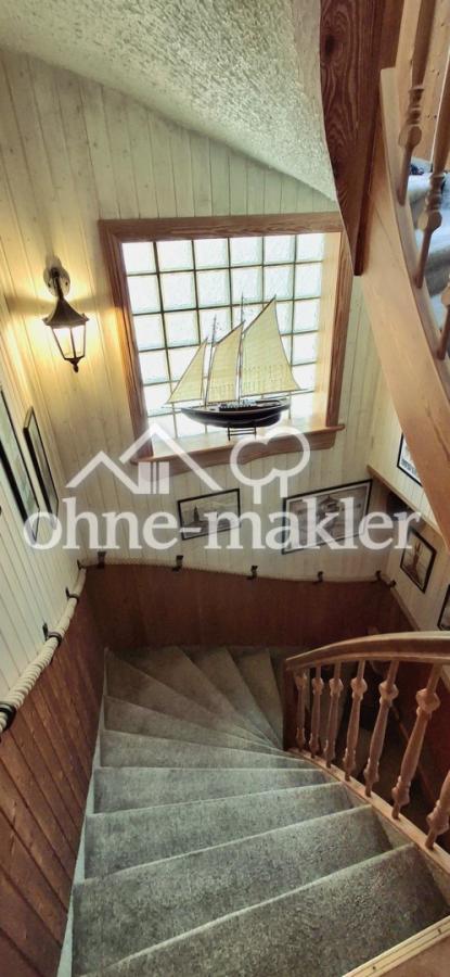 Treppe zum 2. OG