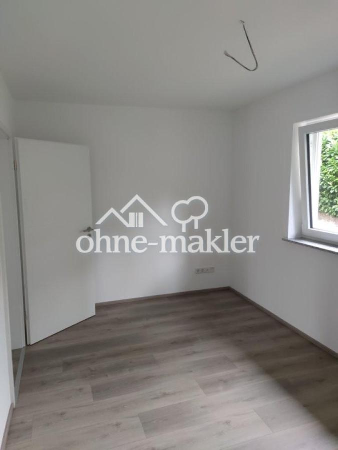 Zimmer mit Fenster