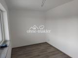 Zimmer mit Balkon