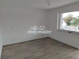Schlafzimmer mit Balkonzugang
